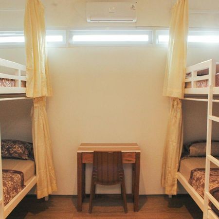 Rion Hostel 보고르 외부 사진