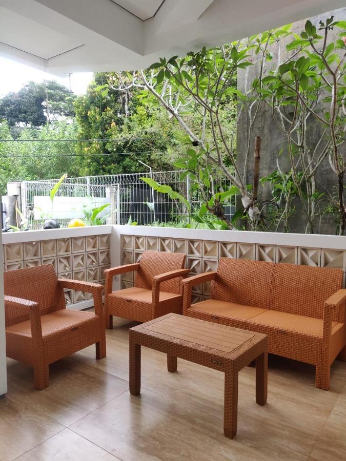 Rion Hostel 보고르 외부 사진