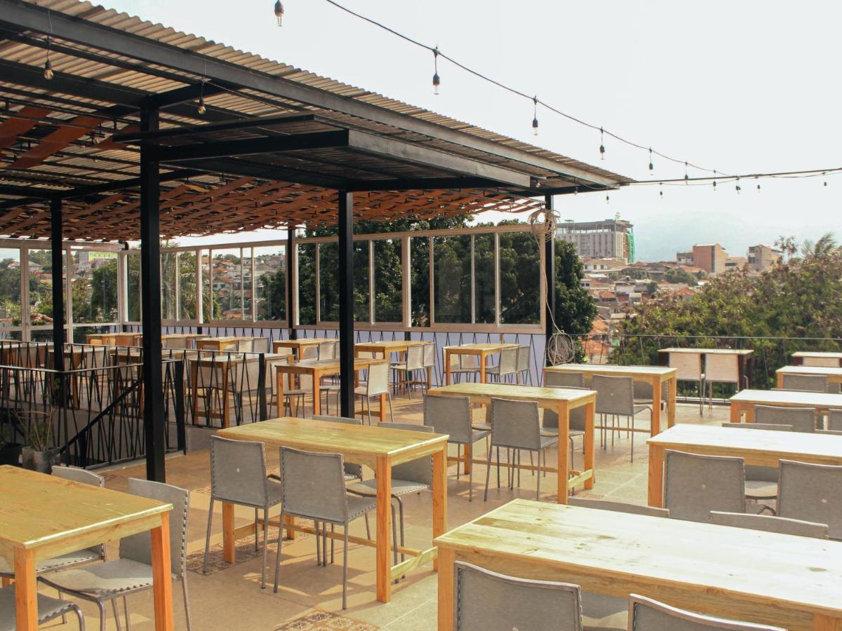 Rion Hostel 보고르 외부 사진