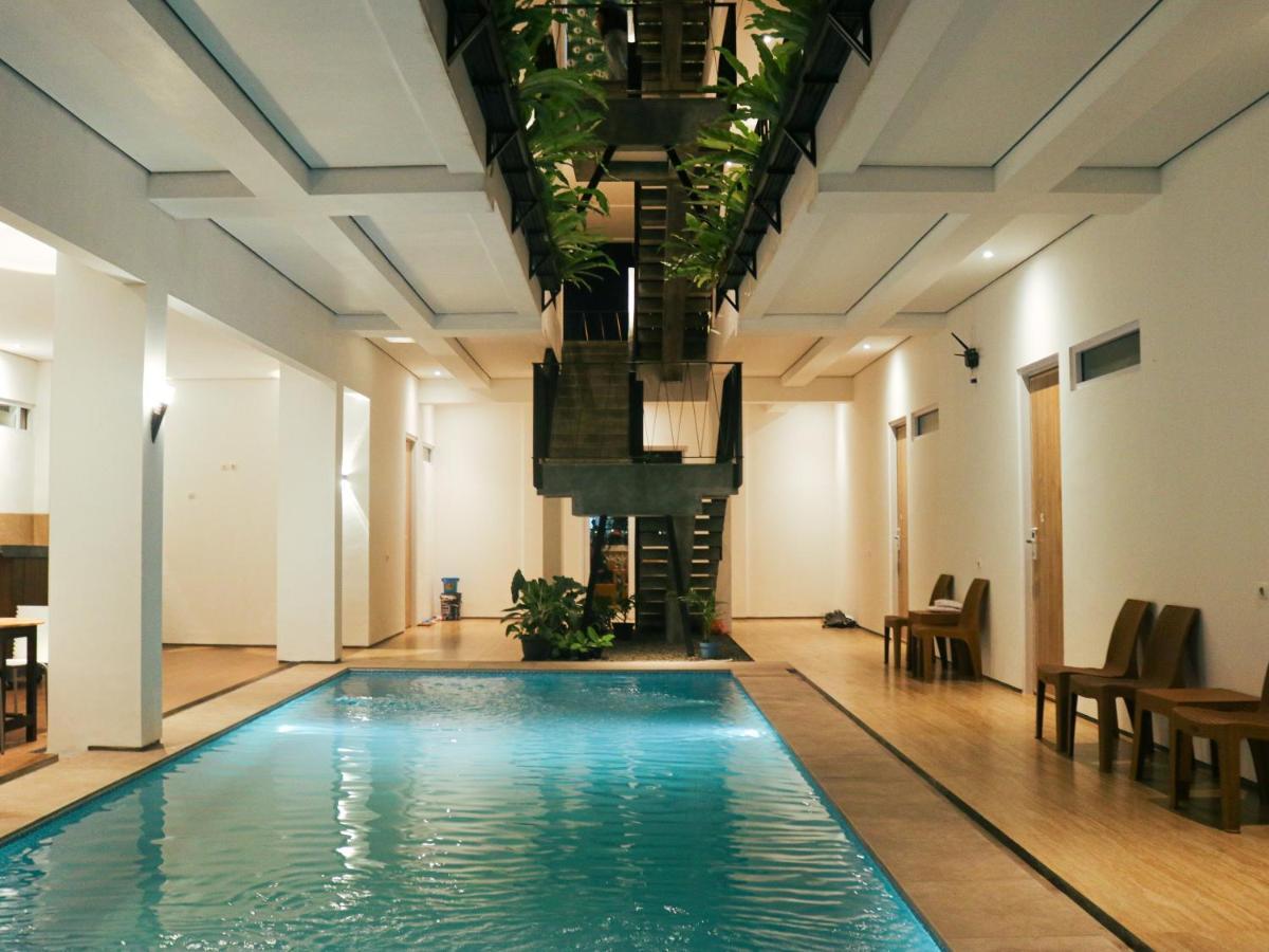 Rion Hostel 보고르 외부 사진