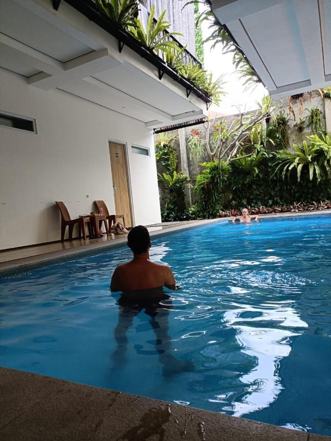 Rion Hostel 보고르 외부 사진